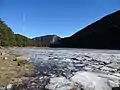 Le lac gelé en hiver