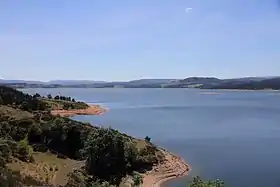 Vue du lac de Naussac