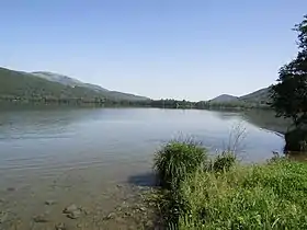 Lac de Pierre-Chatel (rive sud) en juin 2019