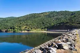 Lac de retenue Verne.