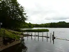 Le lac en amont du déversoir sud.