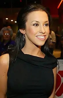 Lacey Chabert est la voix de Kaycee.