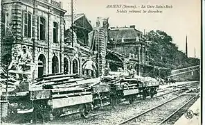 La gare, pendant la Première Guerre mondiale.