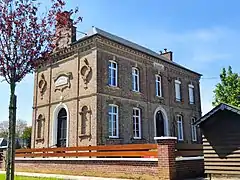 La mairie-école de Guibermesnil