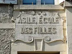 Façade asile, école des filles.