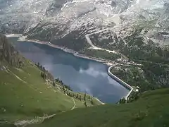 Le lac vu de Viel dal pan.