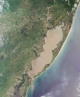 Lagoa dos Patos (lagune des canards) au Brésil