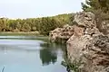 Barre de travertin qui sépare le lac Salvadora du lac Santos Morcillo