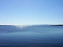 Photographie du lac Champlain en septembre.