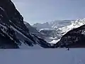 Lac Louise et le glacier en hiver