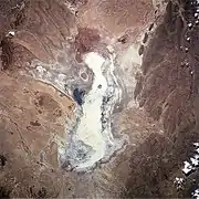 Le lac Poopó, cuvette salée à 3 686 m d'altitude, en Bolivie