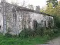 L'ancienne maison d'accueil à l'entrée sud du château