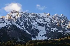 Vue de la face sud du Hochkönigstock : le Hoher Kopf est à droite du centre