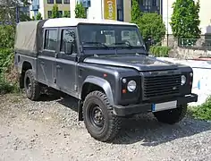 Land Rover Defender 130 Crew Cab