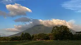 Vue du Baluran depuis le parc national qui porte son nom.