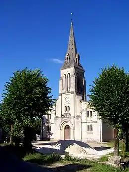 Église Saint-Pierre-ès-Liens Haut Langoiran.
