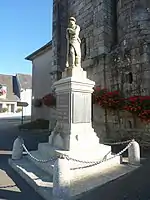 Monument aux morts« Monument aux morts de 1914-1918 à Lannéanou », sur À nos grands hommes