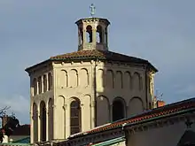 Coupole de l'église Saint-Paul. Le clocheton est postérieur.