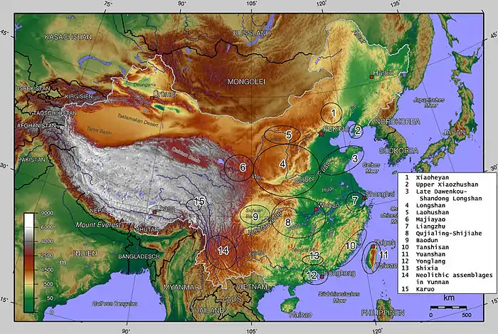 Carte sur laquelle les cultures du Néolithique final sont placées sur la carte physique de la Chine.