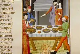 Un intendant présente à une dame les plats que quatre serviteurs posent sur une table
