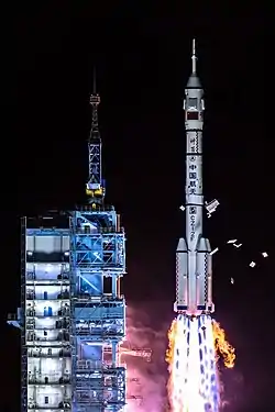 Décollage de la mission Shenzhou 13