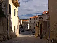 Vue de la Piazza di a torra.