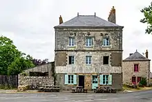Auberge ayant servi de modèle pour "La maison dans la Loire".