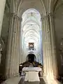 Croisée du transept, vue vers l'ouest.