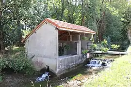 Le lavoir de l'Allée de l'Aule.