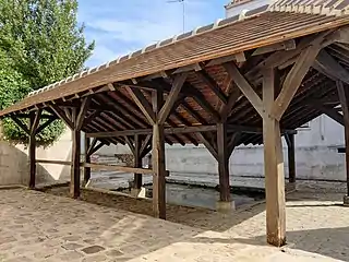 Le lavoir de Wissous (de).