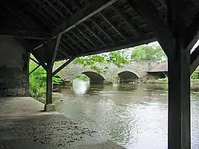 Lavoirs et pont sur la Blaise.