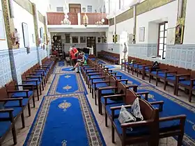 Salle de prière de la synagogue.