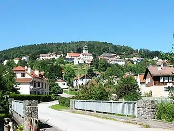 Pont sur la Cleurie à Noirpré.