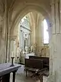 Vue vers le sud-est dans la chapelle de la Vierge.