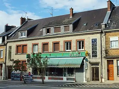 Magasin 8 à Huit Le Chesne (Bairon-et-ses-Environs)