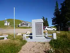 Monument en hommage aux soldats du corps franc Pommiès tués lors de la reprise du Drumont le 30 novembre 1944.