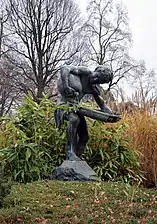 Le Faune, dans le parc du Denantou, à Lausanne.