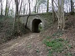 Pont à Le Gué-de-Longroi, près de la route D331.6