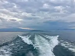 Les traces du bateau sur le Lac Kivu