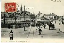 Le pont en X, vu depuis le tunnel, le pont Yssoir se trouve sur la droite du cliché