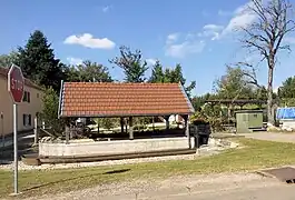 Le lavoir du Perrenot.