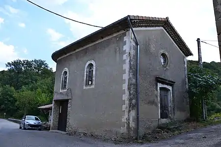 Temple protestant du Poët Célard.