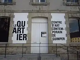 Le Quartier (centre d'art contemporain).