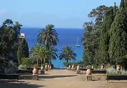 Les Degrés de la Mer, entre la plage du Rayol et le square Jean-Aicard.