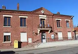 La mairie.