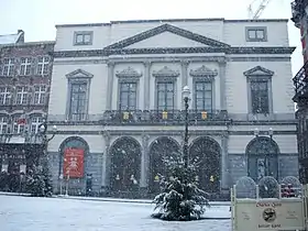 Le Théâtre royal sous la neige.