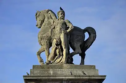 Le Cavalier gaulois (1853), Paris, pont d'Iéna.