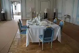 La salle à manger bleue