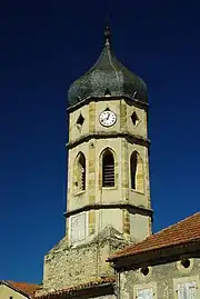 Clocher à bulbe de l'église Saint-Étienne