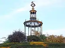 Gloriette métallique du XVIIIe siècle, au jardin des Plantes, à Paris.